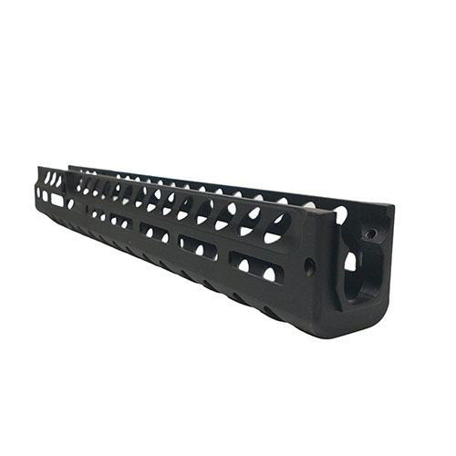 Ranger Pointin Marlin Mlok Rails - kestävä, kevyt ja helppo asentaa, 24 M-LOK-aukkoa, parannettu yhteensopivuus ja erinomainen ergonomia.